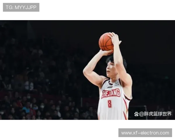 [CBA]陆文博分球底角 王奕博三分出手一箭穿.